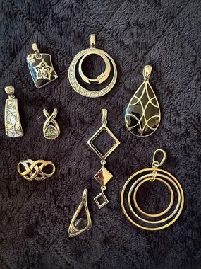 Lia Sophia reversible necklace with 9 beautiful pendants